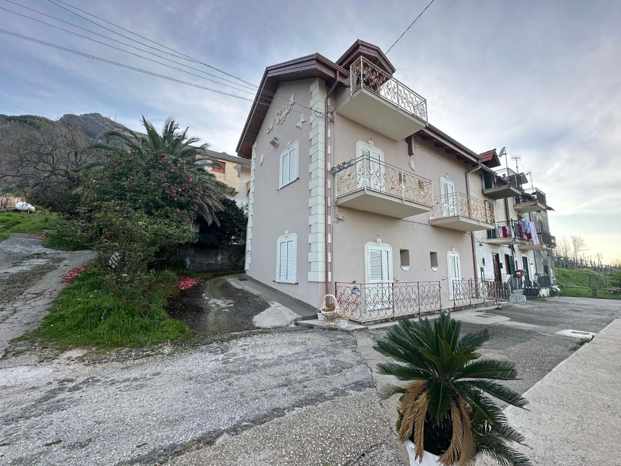 Bed And Breakfast Il Ceppo Wild Pimonte Exterior photo